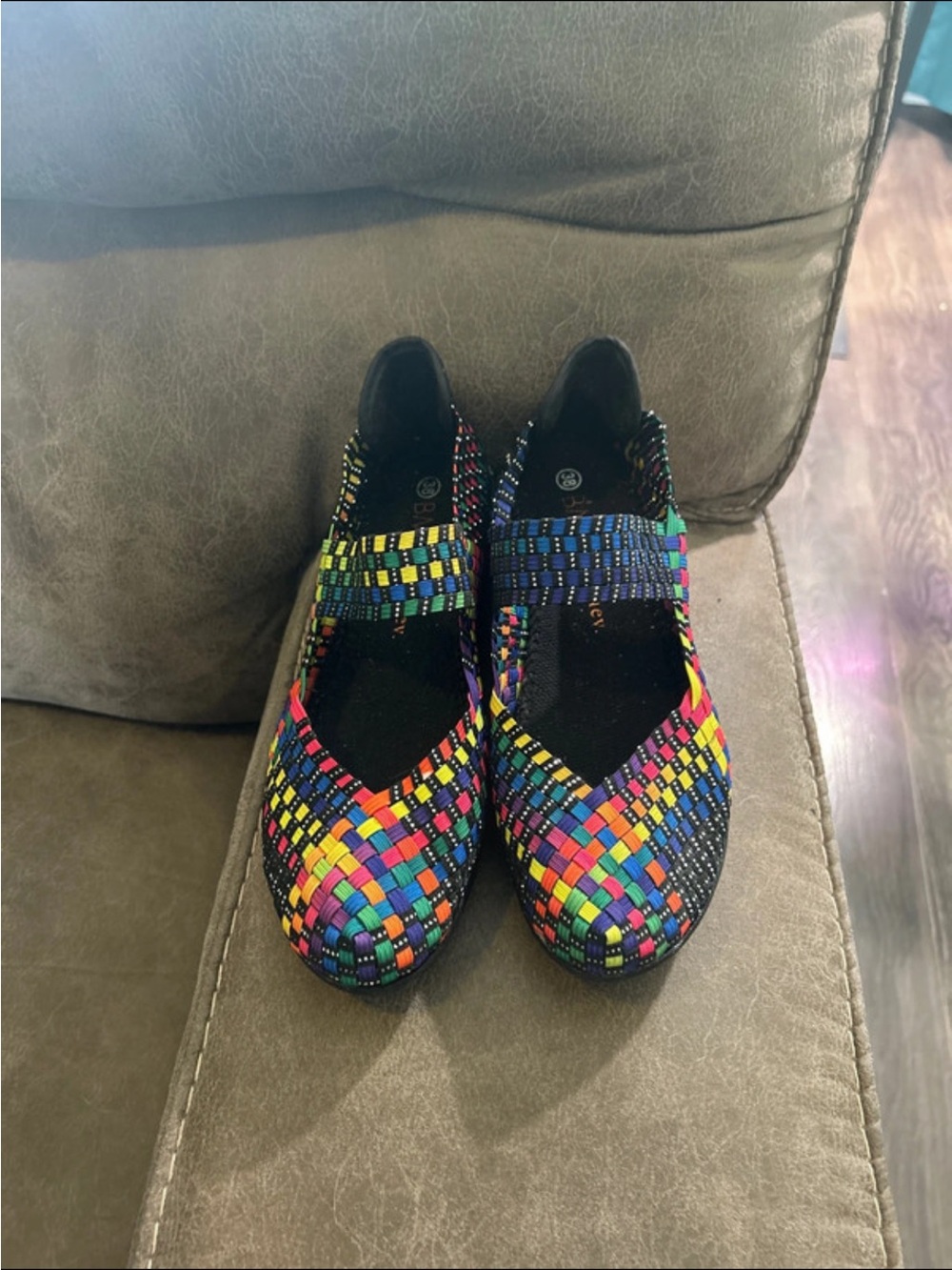 EUC Bernie Mev Shoes